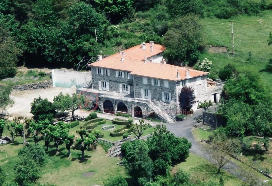 Vila Domaine De Souchiol Coubon Exteriér fotografie
